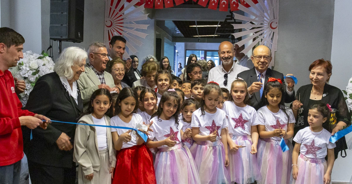 23 NİSAN’IN ARDINDAKİ KÜLTÜREL VE TOPLUMSAL DÖNÜŞÜMLER SERGİLEŞTİRİLDİ 