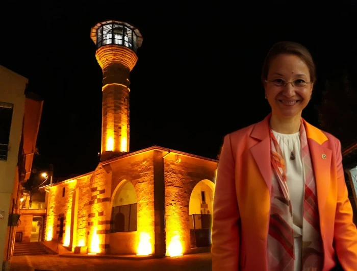 Bakbak: Ecdat Yadigarı Camilerimizi Yeniden Ayağa Kaldırıyoruz