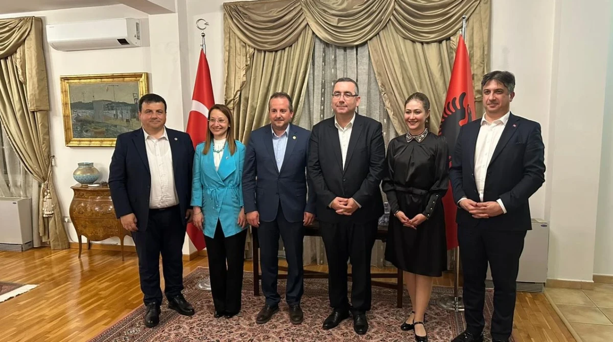 Durres’te Bölgesel İş Birliği Zirvesi