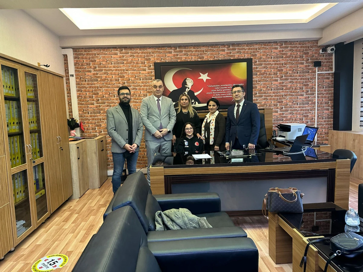 Ebrar Bilge Veli&rsquo;den Gururlandıran Başarı: Sırada İtalya Var!