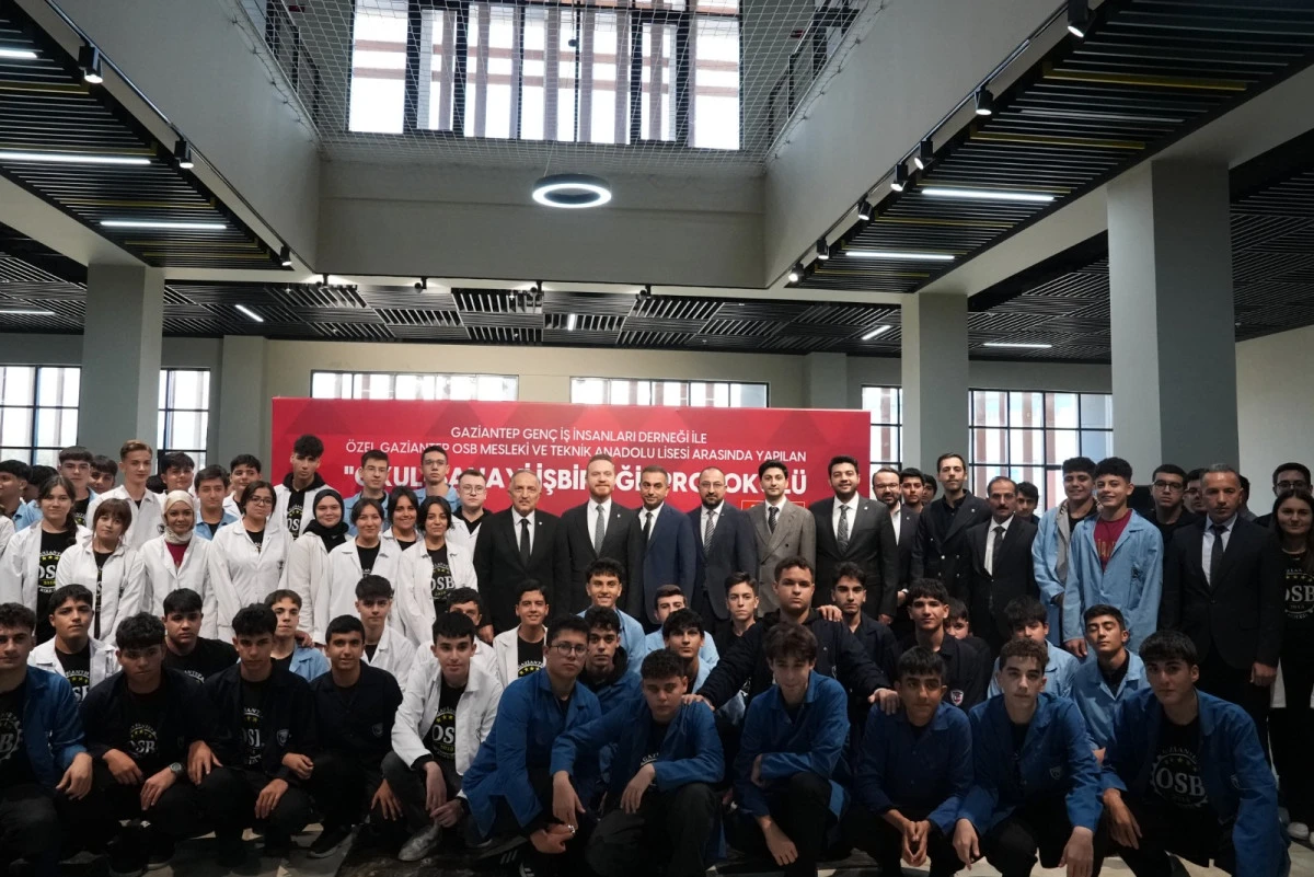 Gaziantep OSB Meslek Lisesi ile GAGİAD Arasında İşbirliği Protokol&uuml;