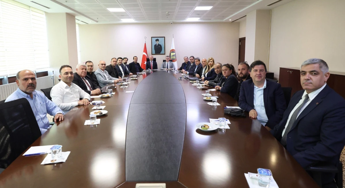 GSO&rsquo;da İnşaat Sekt&ouml;r&uuml;n&uuml;n Bug&uuml;n&uuml; ve Geleceği Değerlendirildi