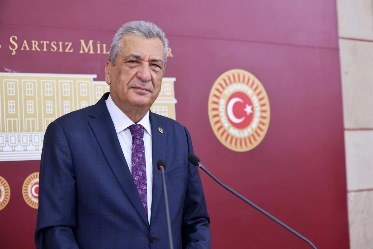 Hasan Öztürkmen: Fıstık ağaçları kuruyor