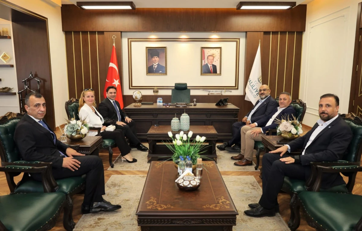 İYİ PARTİ HEYETİNDEN KAYMAKAM DR. MUHAMMED SERKAN ŞAHİN’E ZİYARET
