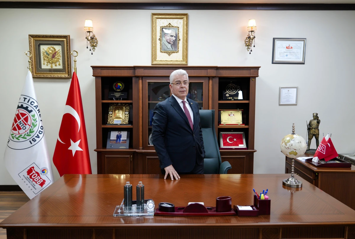 Mehmet &Ouml;zyurt&rsquo;tan Gen&ccedil;lik ve Spor Bayramı Kutlaması