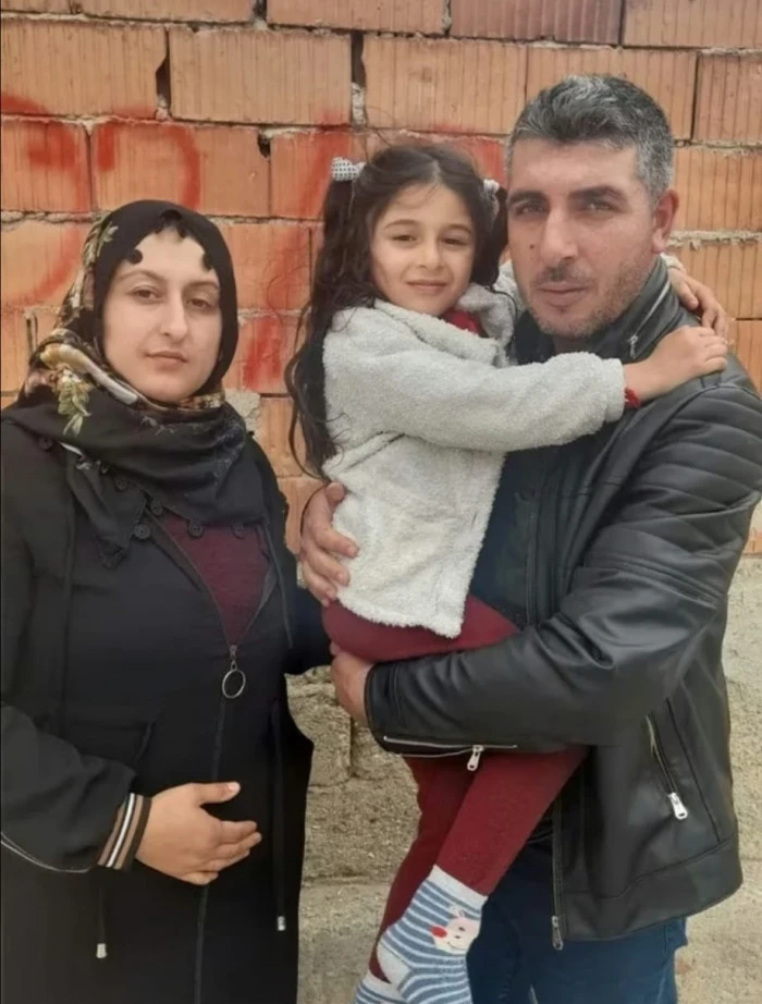 Minik Zeynep'in Umudu 670 Euroluk İğne