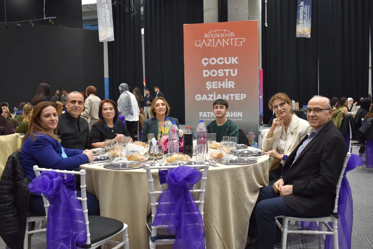 M&uuml;hendislik Topluluğu&rsquo;ndan 8 Mart D&uuml;nya Kadınlar G&uuml;n&uuml;&rsquo;ne Anlamlı Program