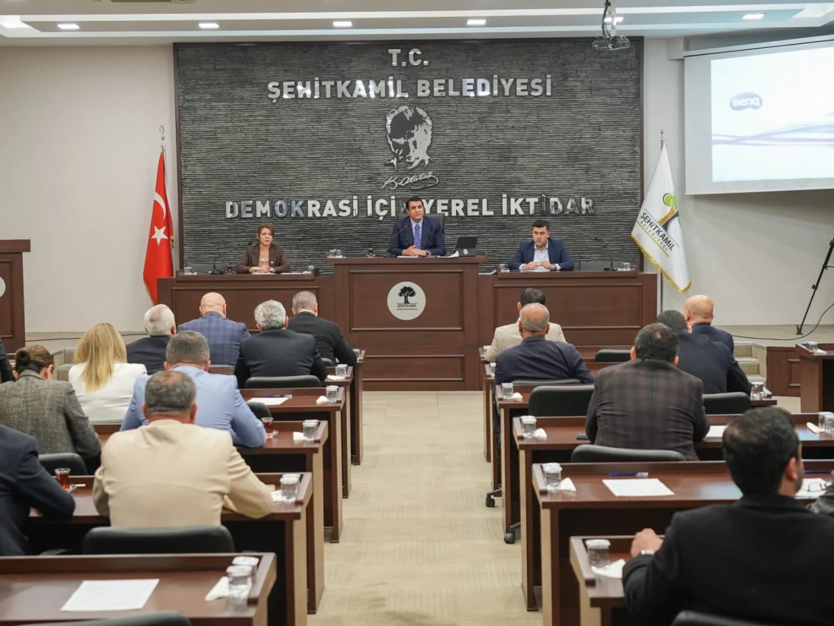 Şehitkamil Belediyesi Mayıs ayı meclisinde g&uuml;ndem maddeleri g&ouml;r&uuml;ş&uuml;ld&uuml;