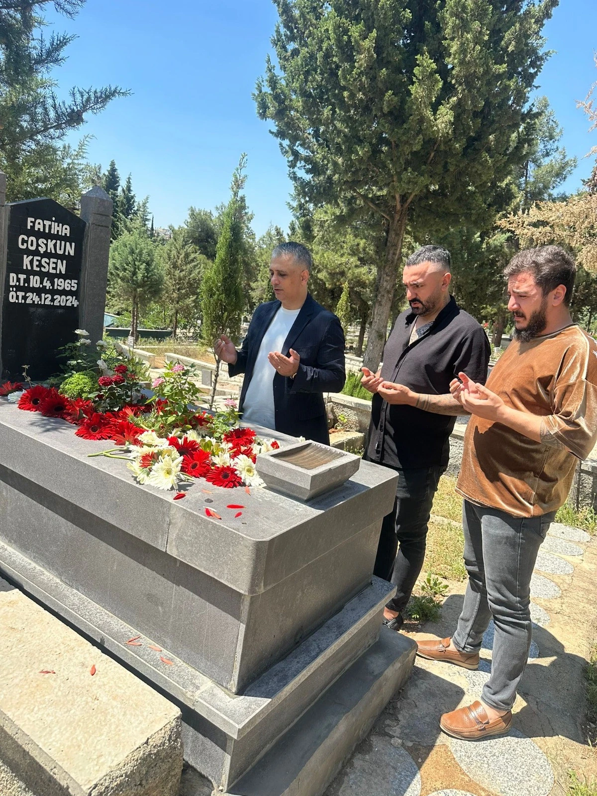 SELÇUK AYDIN’DAN DUYGU DOLU ZİYARET 