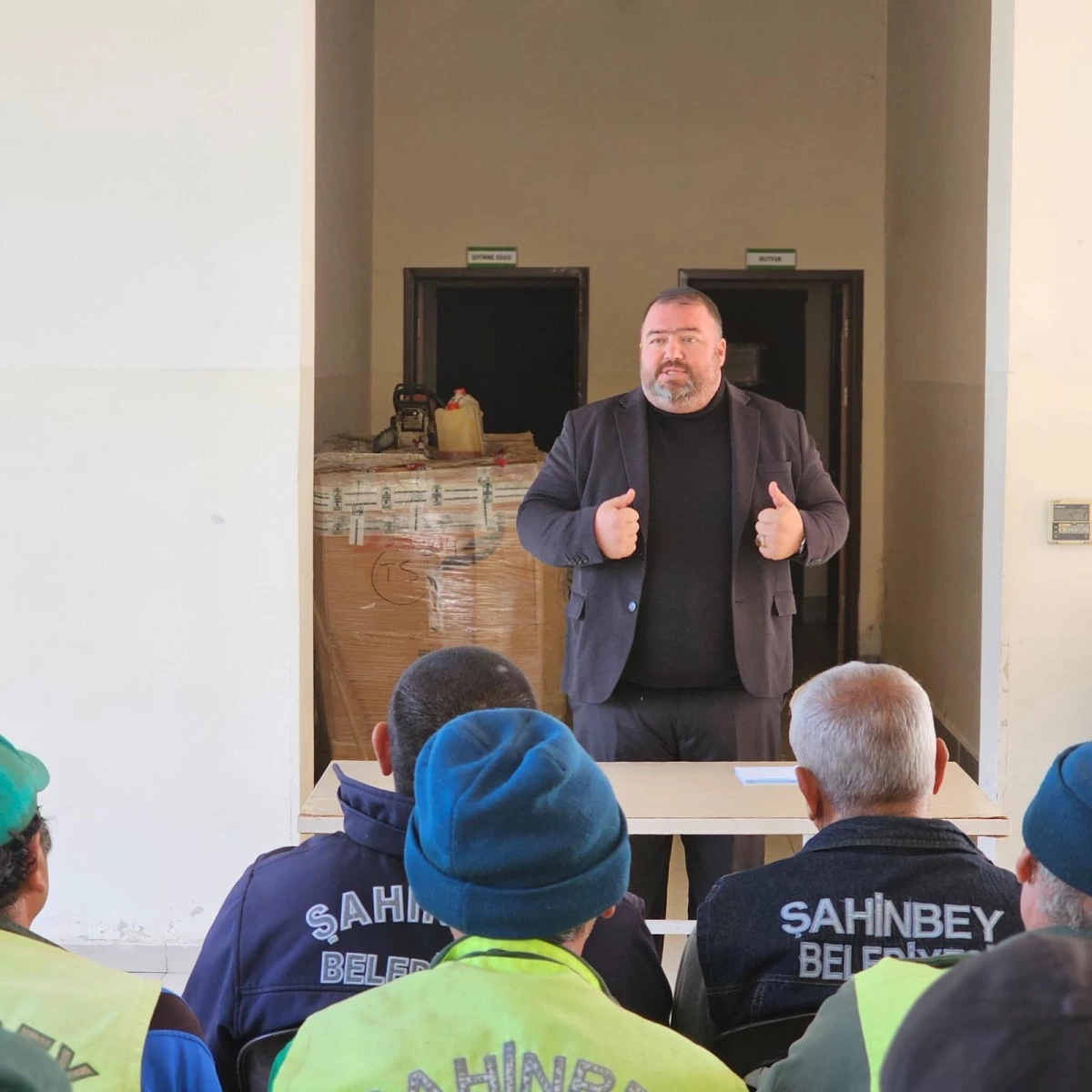 VERGİ VE KESİNTİLER EMEKÇİLERİN ALIN TERİDİR…  HİZMET-İŞ’TEN “VERGİ DİLİMİ SABİTLENSİN” ÇAĞRISI